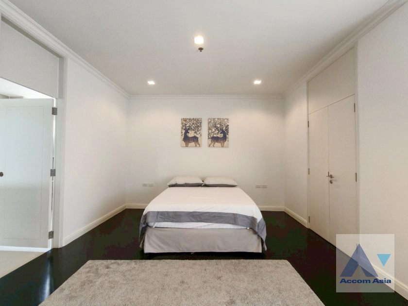 22  4 br Apartment for rent and sale in Sathorn ,Bangkok BTS Chong Nonsi at Private Low-Rise Residence Only 7 Units in Project AA44284