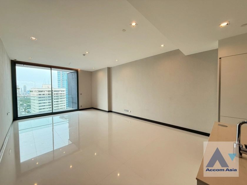  2  3 br Condominium For Sale in Sukhumvit ,Bangkok BTS Nana at Q1 Sukhumvit AA44286
