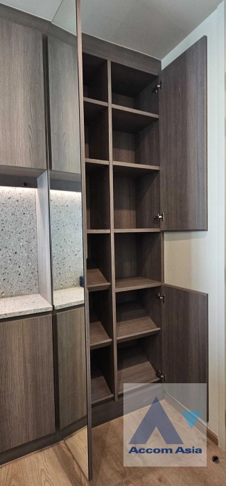 unit 1 Bedroom  Condominium For Rent in Sukhumvit, Bangkok  near BTS Asok - MRT Sukhumvit (AA44288)