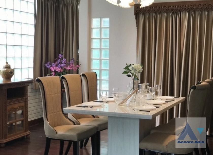 5  3 br House for rent and sale in Sathorn ,Bangkok BTS Chong Nonsi - BTS Saint Louis at Oriental Style House in Compound with Pool AA44299