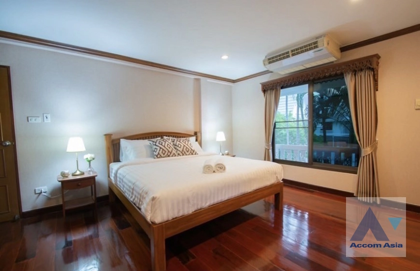 8  3 br House for rent and sale in Sathorn ,Bangkok BTS Chong Nonsi - BTS Saint Louis at Oriental Style House in Compound with Pool AA44299