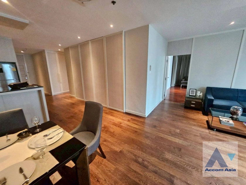 unit 2 Bedrooms  Condominium For Rent & Sale in Ploenchit, Bangkok  near BTS Chitlom (AA44301)