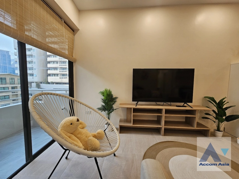 unit 2 Bedrooms  Condominium For Rent in Sukhumvit, Bangkok  near BTS Nana (AA44306)