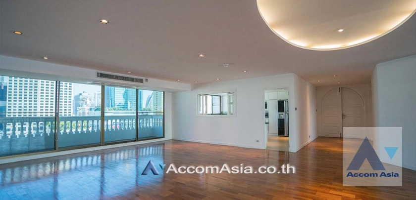 unit 4 Bedrooms  Apartment For Rent & Sale in Sukhumvit, Bangkok  near BTS Asok - MRT Sukhumvit (AA44308)