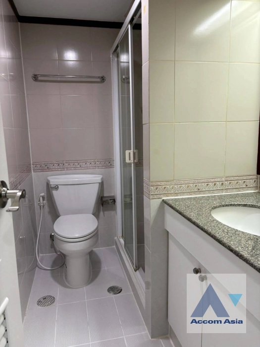 11  2 br Condominium for rent and sale in Ploenchit ,Bangkok BTS Chitlom at Baan Na Varang AA44309