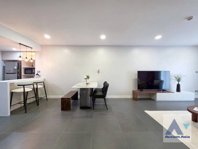  1  1 br Condominium for rent and sale in Sathorn ,Bangkok BTS Sala Daeng - MRT Lumphini at Sathorn Park Place AA44310