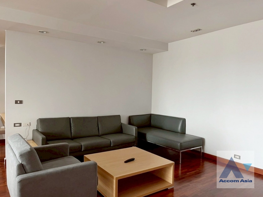 Pet friendly |  Perfect Living In Bangkok Apartment  3 Bedroom for Rent BTS Phrom Phong in Sukhumvit Bangkok