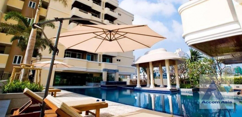  Fully Furnished Suites Apartment  3 Bedroom for Rent BTS Phrom Phong in Sukhumvit Bangkok