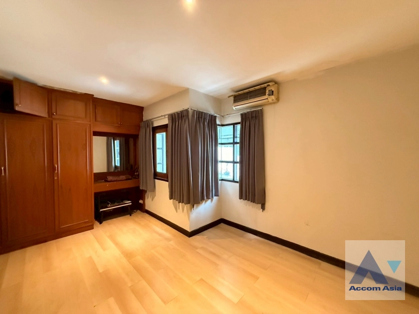 19  4 br Townhouse for rent and sale in Sukhumvit ,Bangkok BTS Phra khanong at Regent 71 AA44324