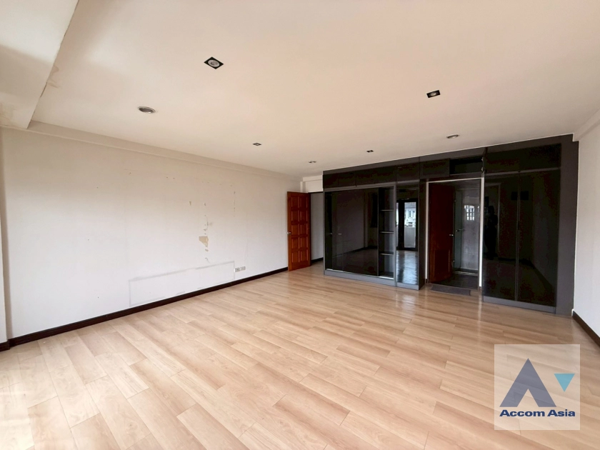13  4 br Townhouse for rent and sale in Sukhumvit ,Bangkok BTS Phra khanong at Regent 71 AA44324
