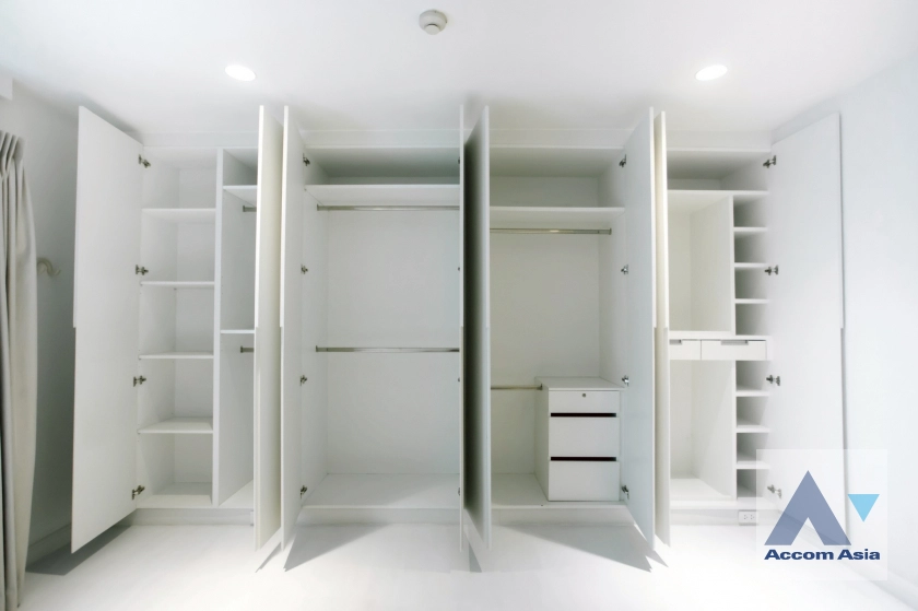 17  2 br Condominium for rent and sale in Ploenchit ,Bangkok BTS Ploenchit at Navin Court AA44330