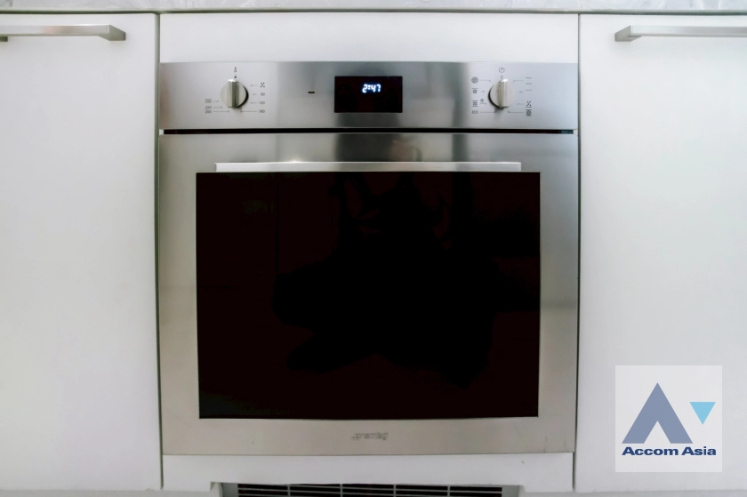 23  2 br Condominium for rent and sale in Ploenchit ,Bangkok BTS Ploenchit at Navin Court AA44330