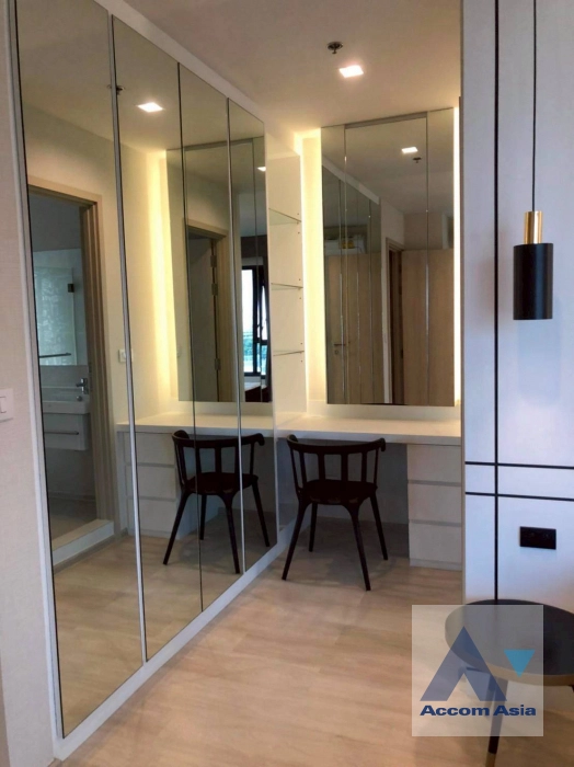 8  2 br Condominium for rent and sale in Ploenchit ,Bangkok BTS Ploenchit at Life One Wireless AA44346