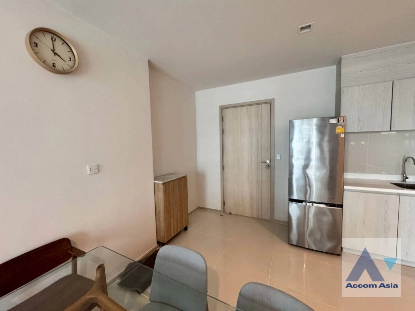 unit 2 Bedrooms  Condominium For Rent in Ploenchit, Bangkok  near BTS Ploenchit (AA44347)