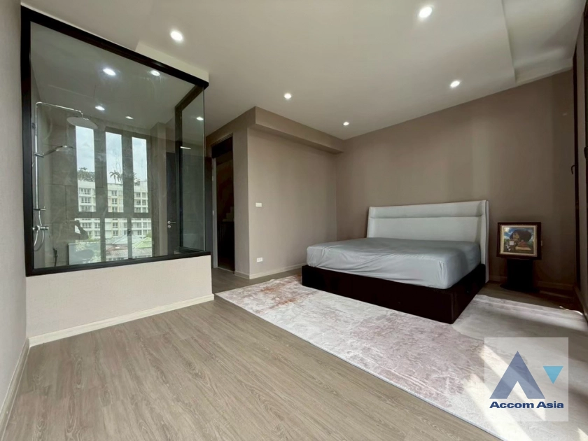 7  3 br House for rent and sale in Sukhumvit ,Bangkok BTS Thong Lo AA44354