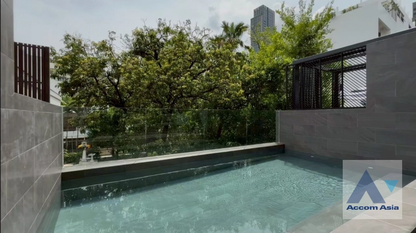 14  3 br House for rent and sale in Sukhumvit ,Bangkok BTS Thong Lo AA44354