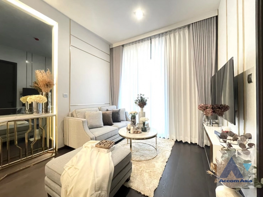 unit 1 Bedroom  Condominium For Rent & Sale in Sukhumvit, Bangkok  near BTS Thong Lo (AA44356)