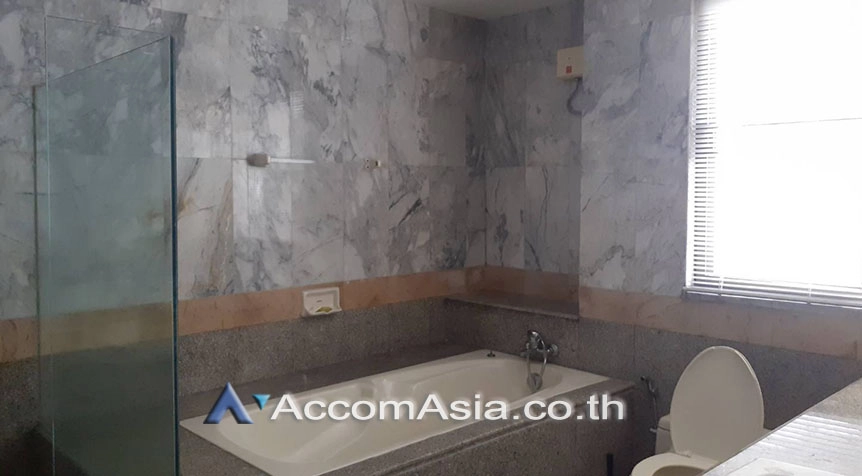 8  3 br Townhouse For Rent in Sukhumvit ,Bangkok BTS Thong Lo at Private Sukhumvit Compound 45860