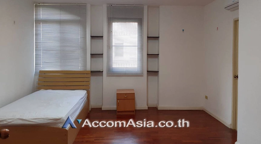 9  3 br Townhouse For Rent in Sukhumvit ,Bangkok BTS Thong Lo at Private Sukhumvit Compound 45860