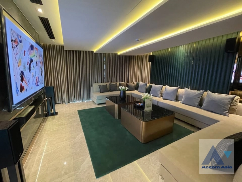 5  1 br Condominium For Rent in Rama 3 ,Bangkok BTS On Nut at Modiz Sukhumvit 50 AA44377