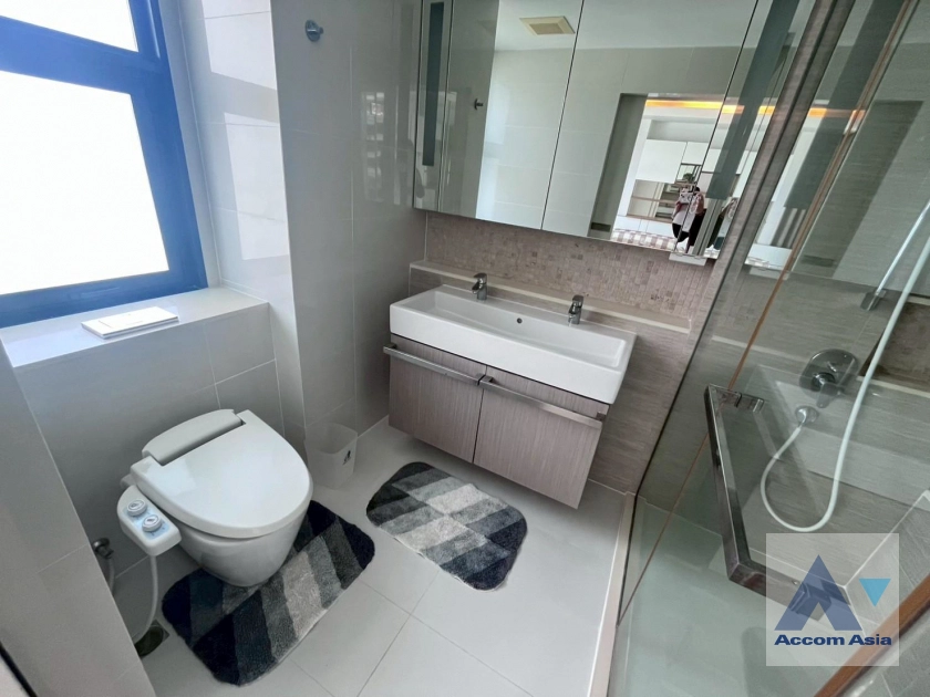 21  2 br Condominium for rent and sale in Sukhumvit ,Bangkok BTS Ekkamai at MODE Sukhumvit 61 AA44382