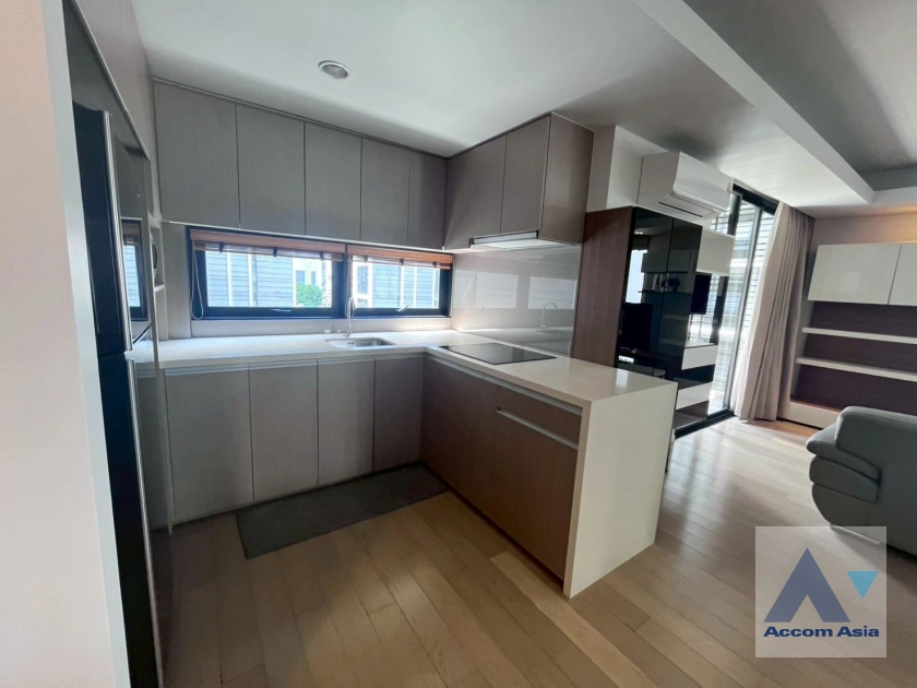 9  2 br Condominium for rent and sale in Sukhumvit ,Bangkok BTS Ekkamai at MODE Sukhumvit 61 AA44382