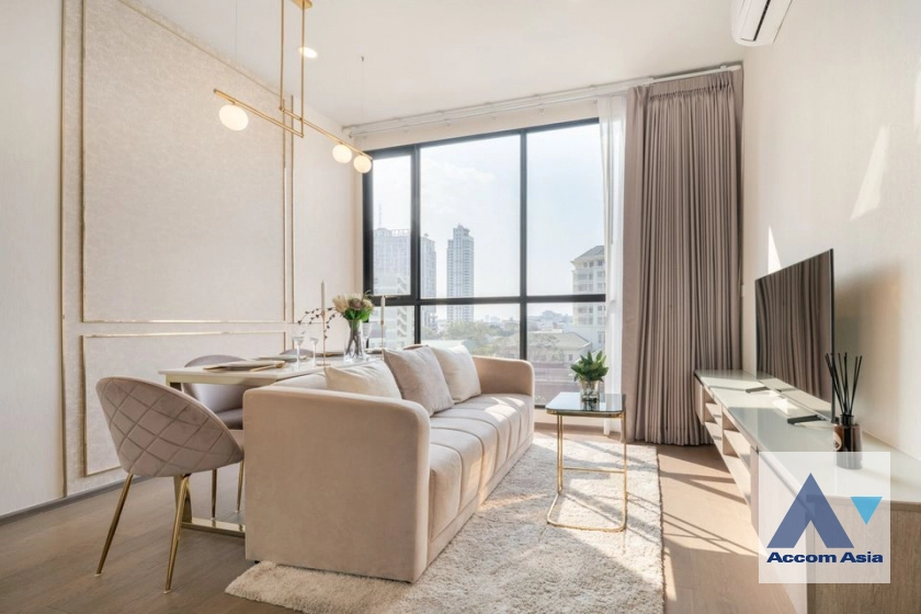 unit 2 Bedrooms  Condominium For Rent & Sale in Phaholyothin, Bangkok  near BTS Phaya Thai (AA44388)