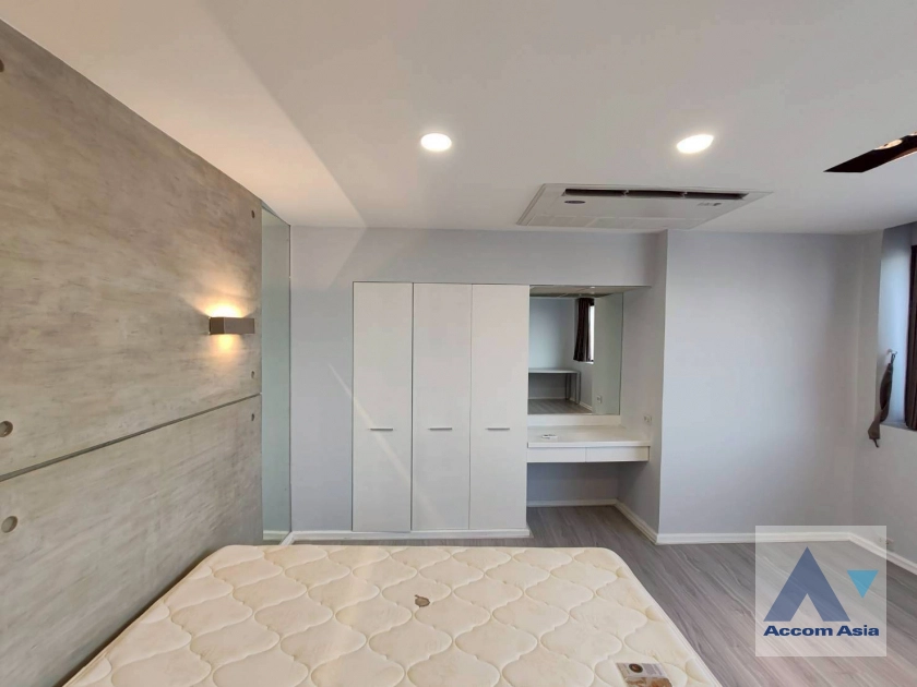 12  3 br Condominium for rent and sale in Sukhumvit ,Bangkok  at President Park Sukhumvit 24   AA44389