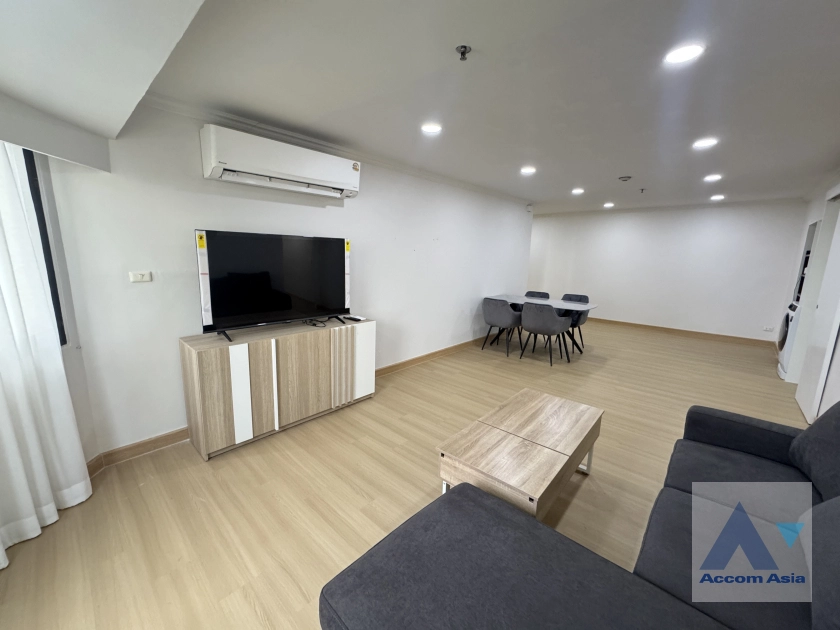 unit 2 Bedrooms  Condominium For Rent & Sale in Sukhumvit, Bangkok  near BTS Phrom Phong (AA44390)