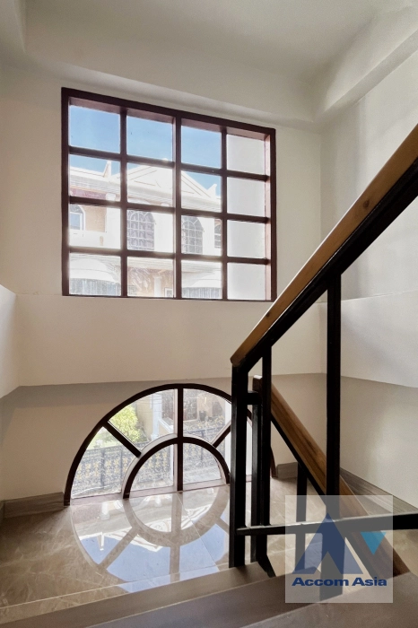 14  5 br Townhouse for rent and sale in Sukhumvit ,Bangkok BTS Thong Lo at Thonglo Classic Home AA44391
