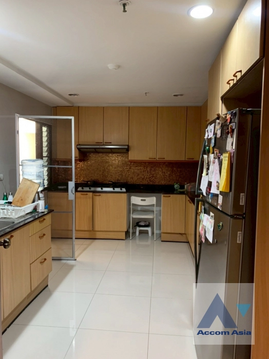 6  3 br Apartment for rent and sale in Sukhumvit ,Bangkok BTS Asok - MRT Sukhumvit at Perfect Apartment for Big Family, Prime Location Near Main Street AA44394