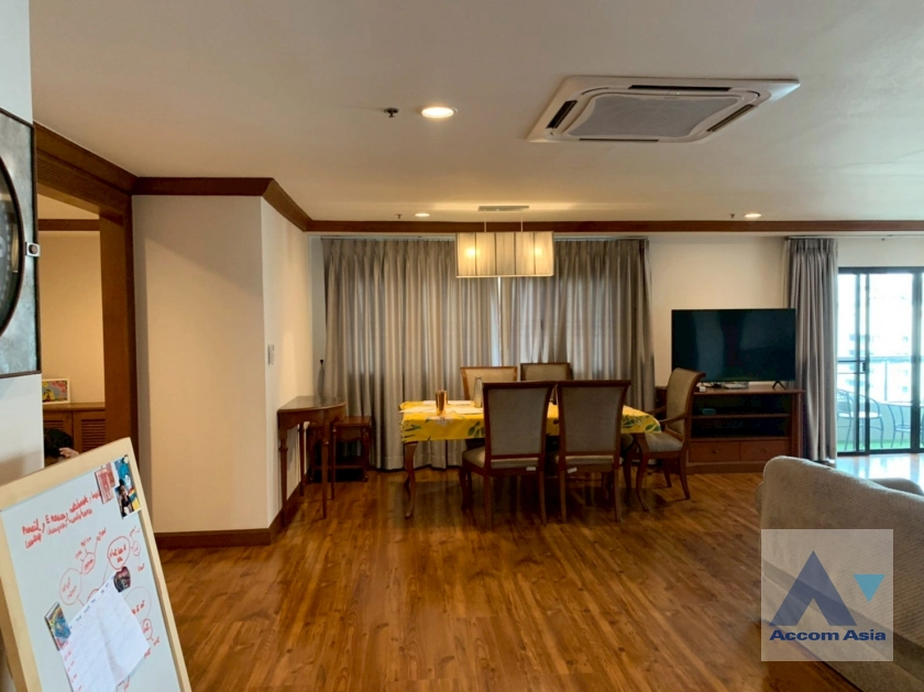 5  3 br Apartment for rent and sale in Sukhumvit ,Bangkok BTS Asok - MRT Sukhumvit at Perfect Apartment for Big Family, Prime Location Near Main Street AA44394