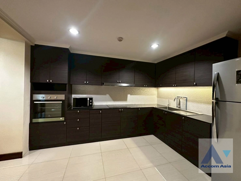 7  2 br Apartment For Rent in Ploenchit ,Bangkok BTS Ploenchit at Residence of Bangkok AA44400