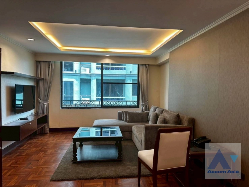unit 2 Bedrooms  Apartment For Rent in Ploenchit, Bangkok  near BTS Ploenchit (AA44400)