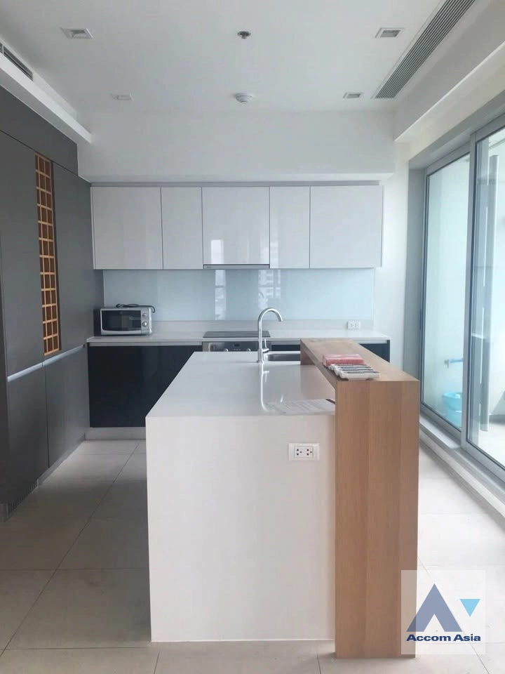 6  4 br Condominium for rent and sale in Charoen Nakhon ,Bangkok BTS Phrom Phong at The River Condominium AA44404