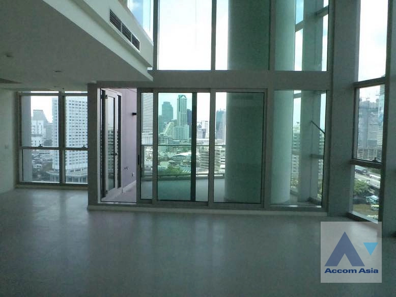 5  4 br Condominium for rent and sale in Charoen Nakhon ,Bangkok BTS Phrom Phong at The River Condominium AA44404