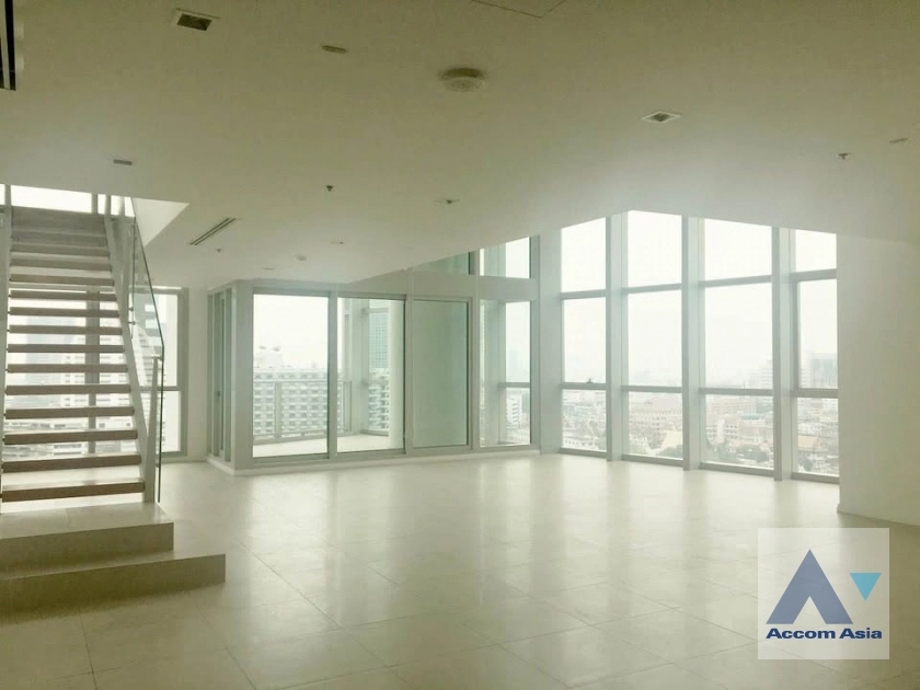  1  4 br Condominium for rent and sale in Charoen Nakhon ,Bangkok BTS Phrom Phong at The River Condominium AA44404