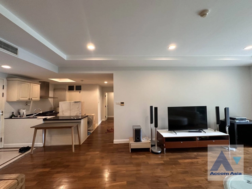 unit 2 Bedrooms  Condominium For Rent in Sathorn, Bangkok  near MRT Lumphini (AA44408)