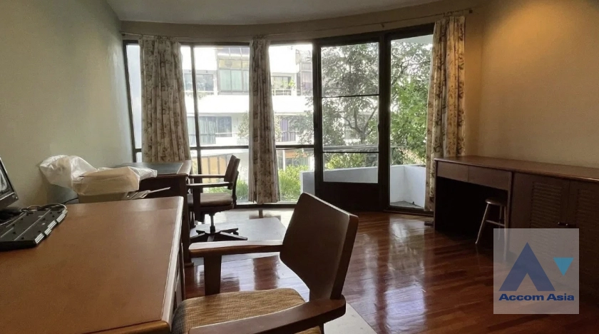 5  4 br Townhouse for rent and sale in Sathorn ,Bangkok BRT Nararam 3 at Modern style AA44409