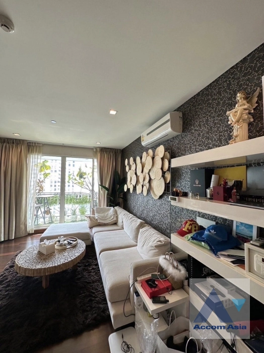 unit 2 Bedrooms  Condominium For Sale in Sukhumvit, Bangkok  near BTS Thong Lo (AA44410)