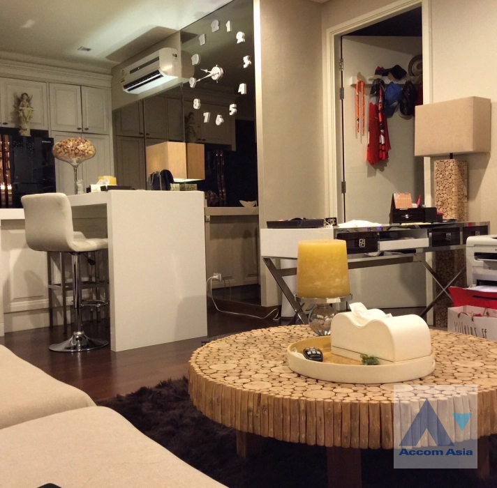 unit 2 Bedrooms  Condominium For Sale in Sukhumvit, Bangkok  near BTS Thong Lo (AA44410)
