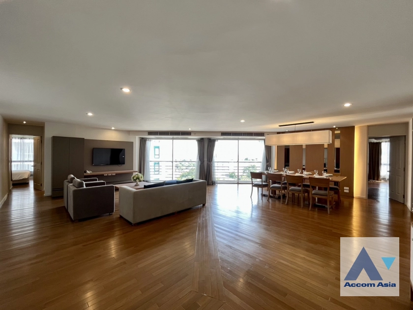 1  3 br Apartment For Rent in Sathorn ,Bangkok BRT Thanon Chan at Family-Friendly Serviced Apartment with Big Green Spaces AA44419