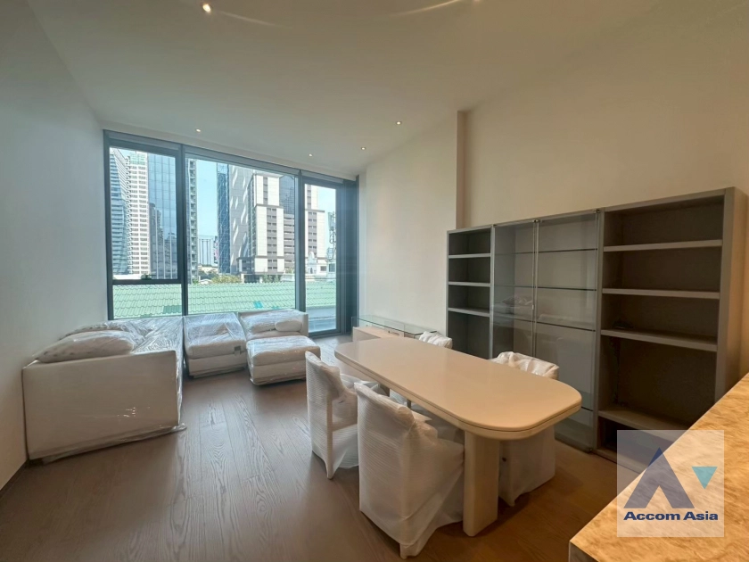 unitFully Furnished, Pet friendly |  1 Bedroom  Condominium For Rent & Sale in Ploenchit, Bangkok  near BTS Chitlom (AA44423)