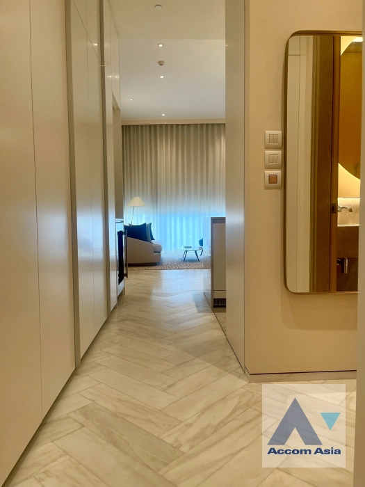 12  1 br Condominium For Rent in Ploenchit ,Bangkok BTS Chitlom at Scope Langsuan AA44425