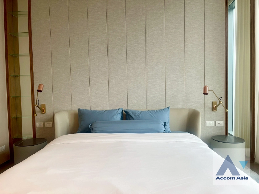 13  1 br Condominium For Rent in Ploenchit ,Bangkok BTS Chitlom at Scope Langsuan AA44425