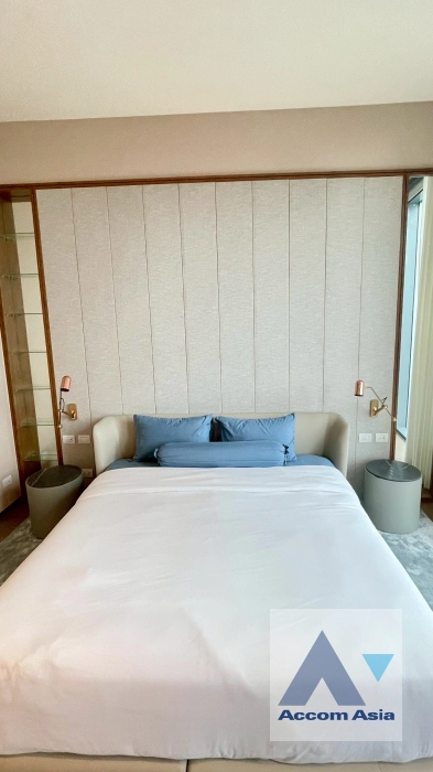 14  1 br Condominium For Rent in Ploenchit ,Bangkok BTS Chitlom at Scope Langsuan AA44425