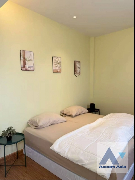 16  5 br House for rent and sale in Sukhumvit ,Bangkok BTS On Nut AA44429