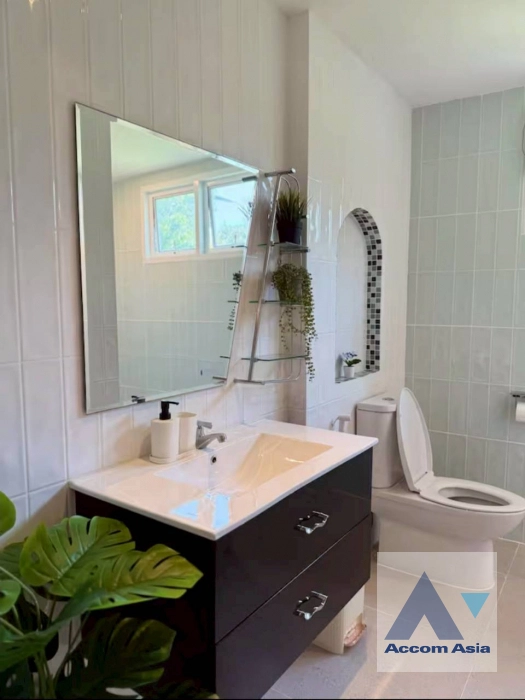 14  5 br House for rent and sale in Sukhumvit ,Bangkok BTS On Nut AA44429