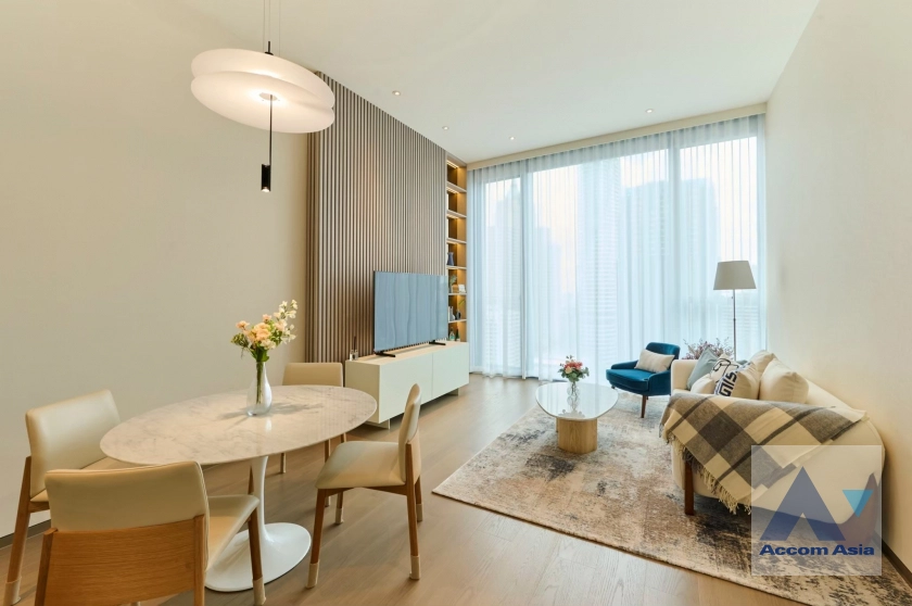  2  1 br Condominium For Rent in Ploenchit ,Bangkok BTS Chitlom at Scope Langsuan AA44431