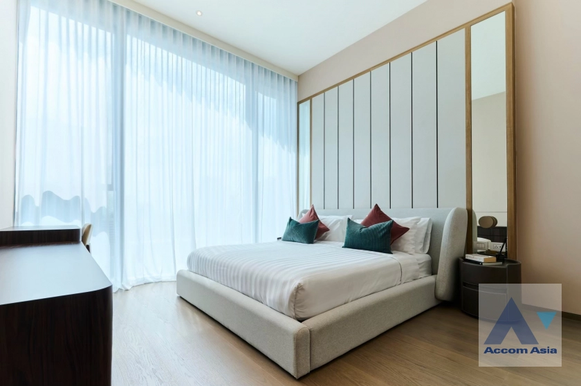 7  1 br Condominium For Rent in Ploenchit ,Bangkok BTS Chitlom at Scope Langsuan AA44431